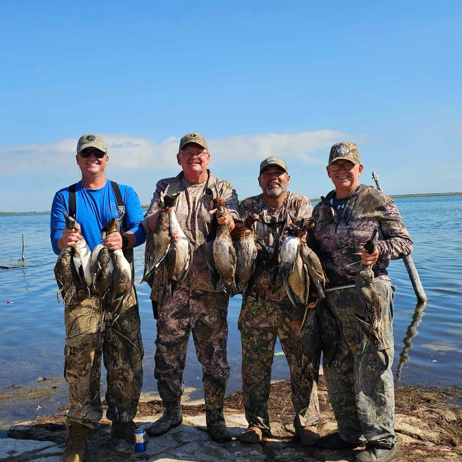 Duck Hunting Guides in San Fernando